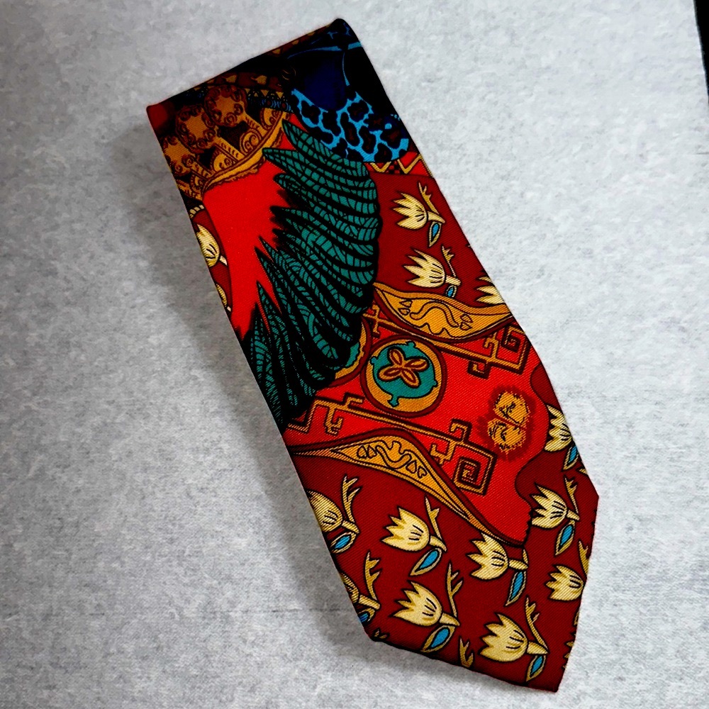 Hermes-Paris 100% Silk Tie, Made-France. Multi-Colored With Tulips, Y2K, Clean.